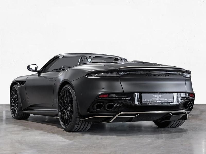 Gebraucht Aston Martin DBS 770 PS (566 kW) 2024 Schwarz satin jet black Cabrio
