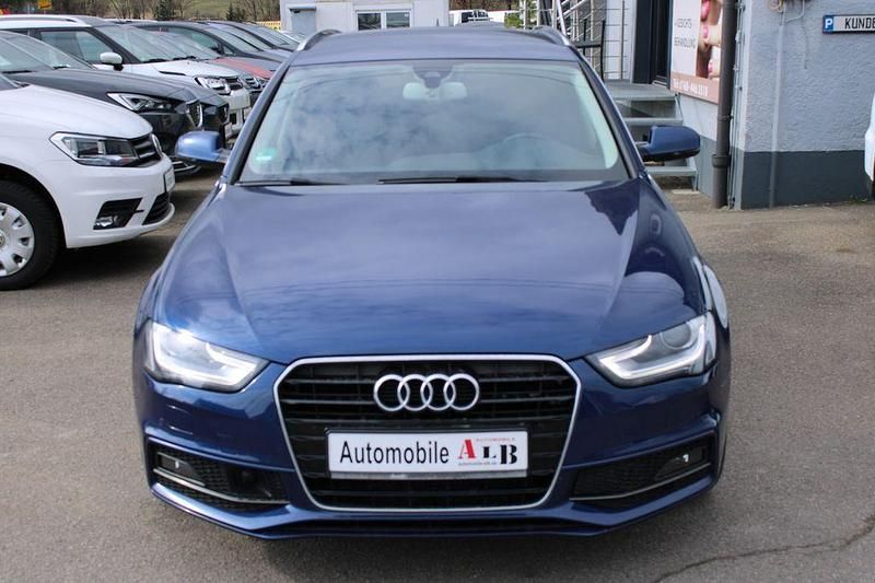 Gebraucht Audi A4 S-Line 190 PS (139 kW) 2015 Blau Kombi