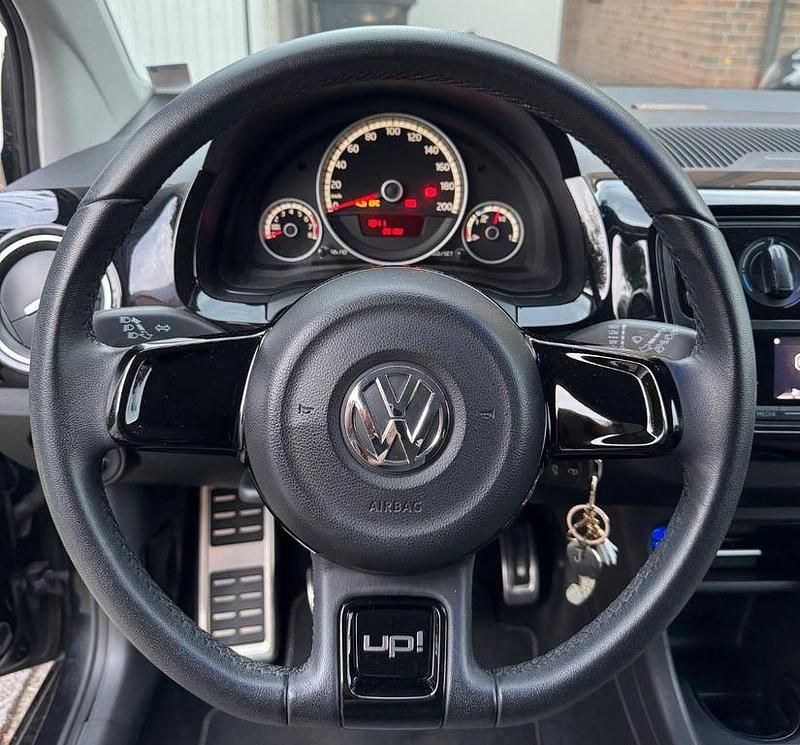 Schwarz Gebraucht 2013 VW up! high up! Kleinwagen | 4.750 € (Fairer Preis) - Bild 1/4