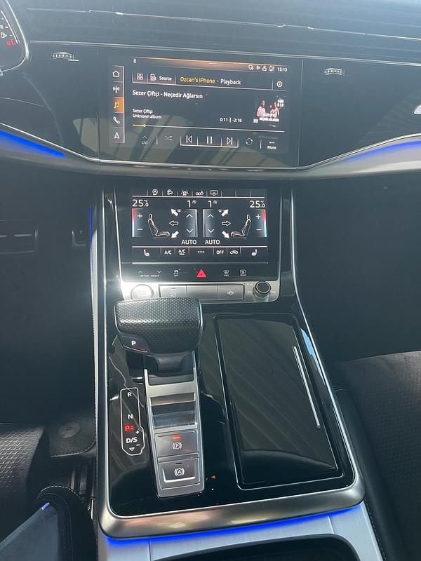 Gebraucht Audi Q8 Ambiente 286 PS (210 kW) 2019 Schwarz SUV