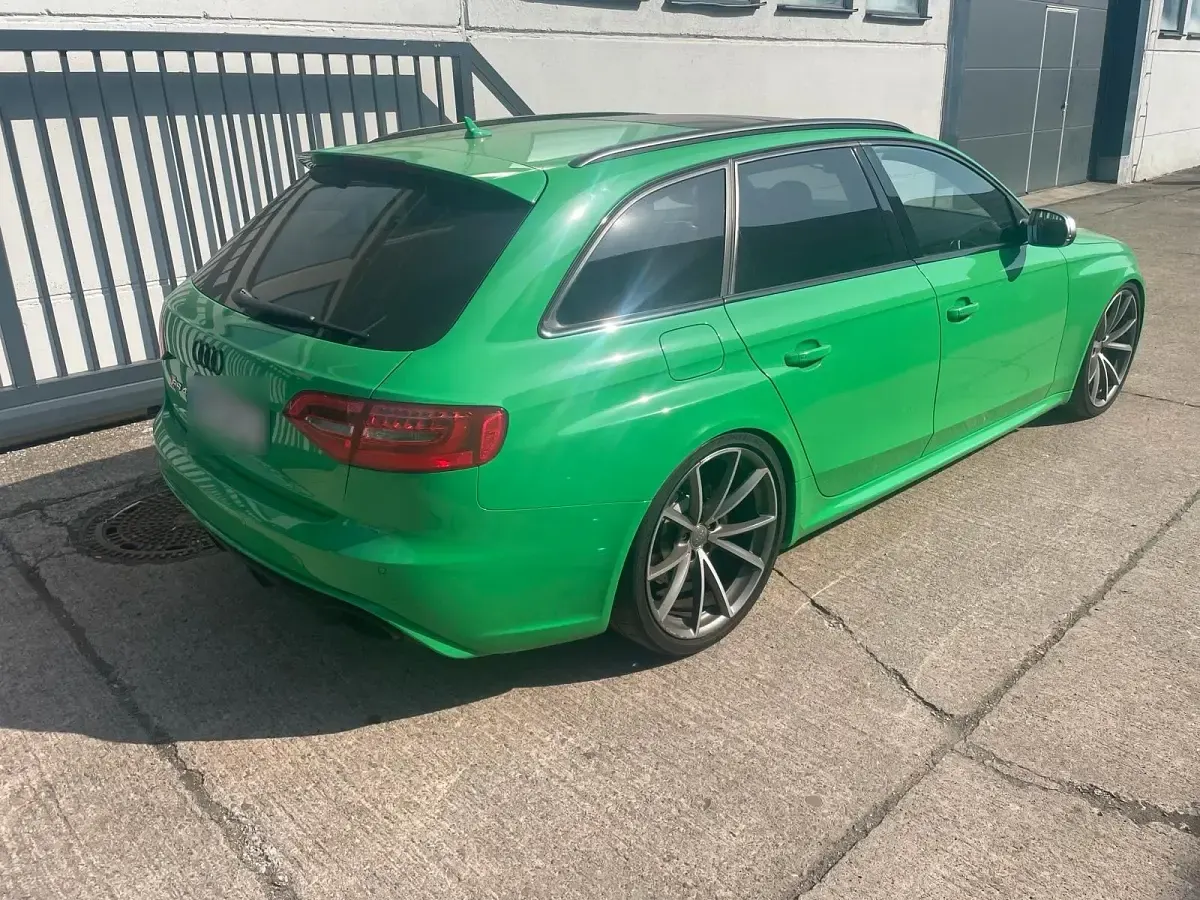 Gebraucht Audi RS4 Exclusive 450 PS (330 kW) 2015 Grün Kombi