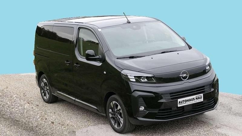 Neu Opel Zafira 179 PS (131 kW) 2026 Karbon schwarz Van / Kleinbus