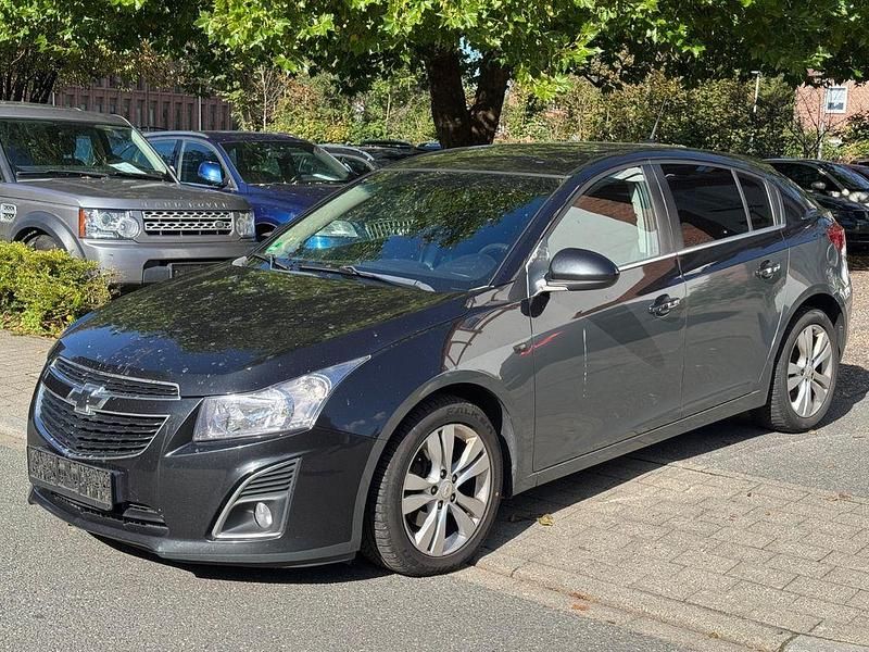 Gebraucht Chevrolet Cruze LTZ 163 PS (119 kW) 2013 Schwarz Kleinwagen
