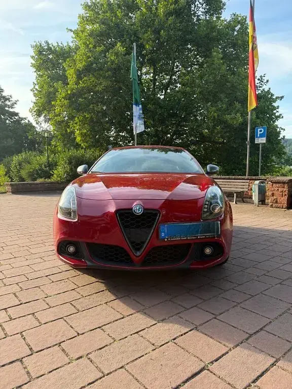 Gebraucht Alfa Romeo Giulietta Super 150 PS (110 kW) 2016 Rot Kleinwagen