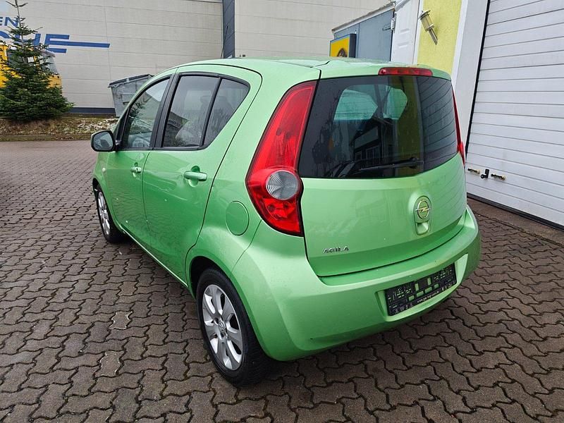 Gebraucht Opel Agila 65 PS (47 kW) 2008 Grün Kleinwagen