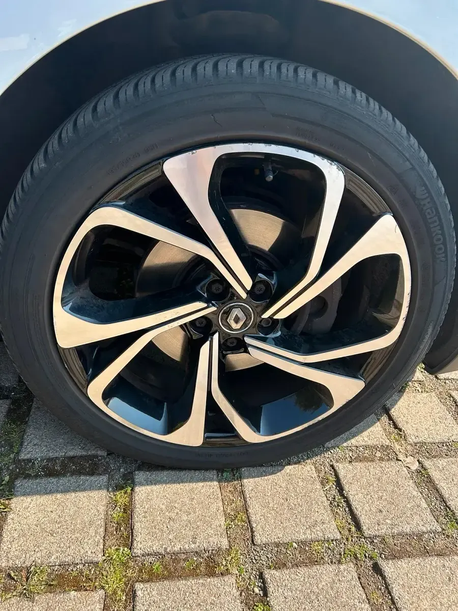 Gebraucht Renault Scénic IV Bose Edition 140 PS (102 kW) 2019 Weiß Van / Kleinbus