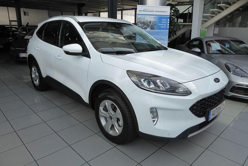 Gebraucht Ford Kuga 152 PS (111 kW) 2022 Weiß SUV