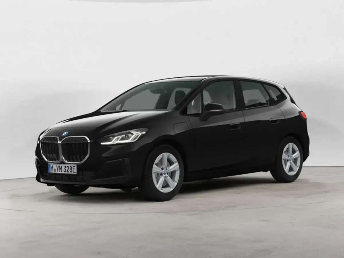 Gebraucht BMW 225 Active Tourer 245 PS (180 kW) 2025 Schwarz Van / Kleinbus