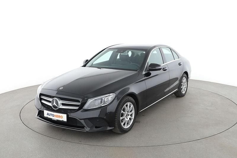 Schwarz Gebraucht 2019 Mercedes C180 Avantgarde Limousine | 21.590 € (Fairer Preis) - Bild 1/3