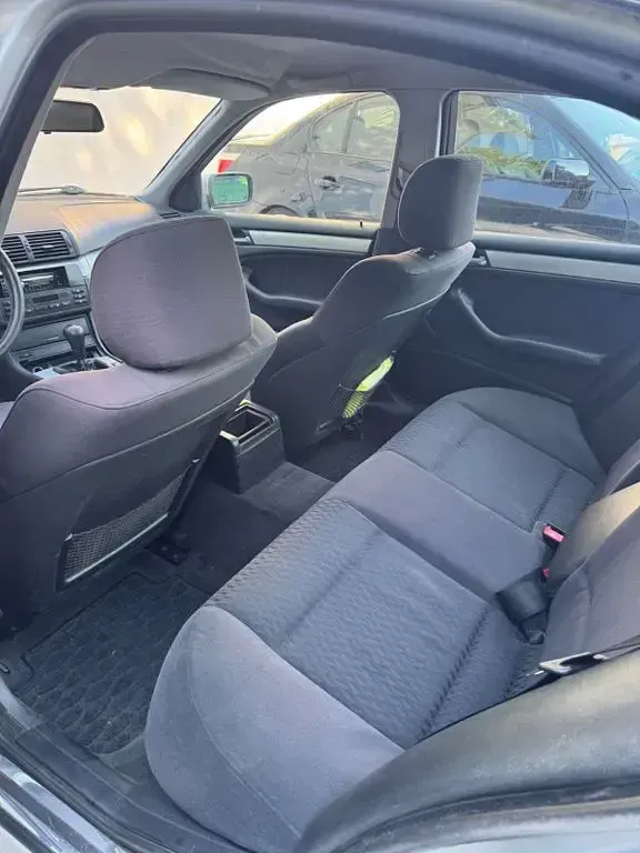 Gebraucht BMW 320 Sport Line 170 PS (125 kW) 2001 Silber Limousine
