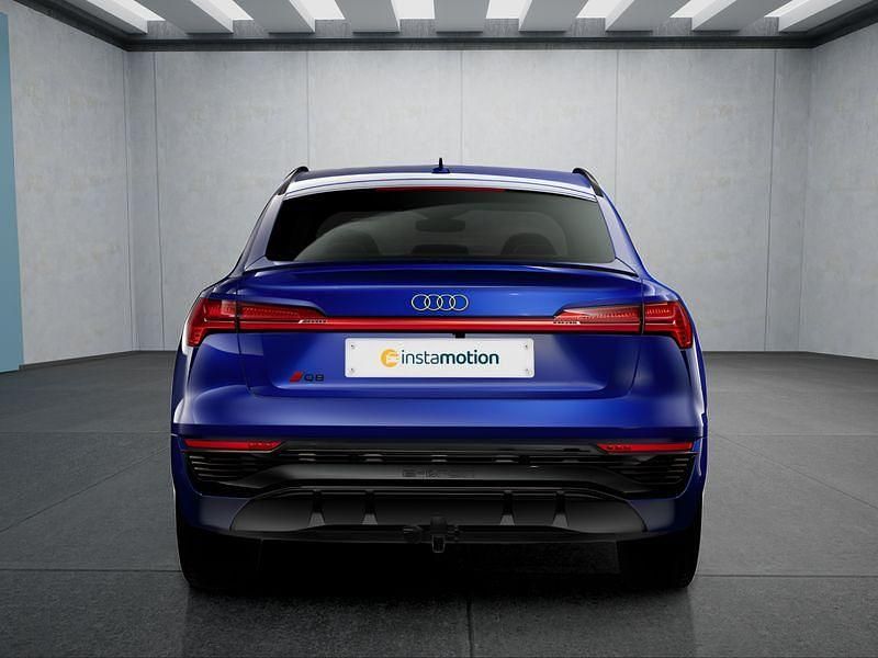 Gebraucht Audi Q8 e-tron 300 kW (408 PS) 2024 Blau SUV