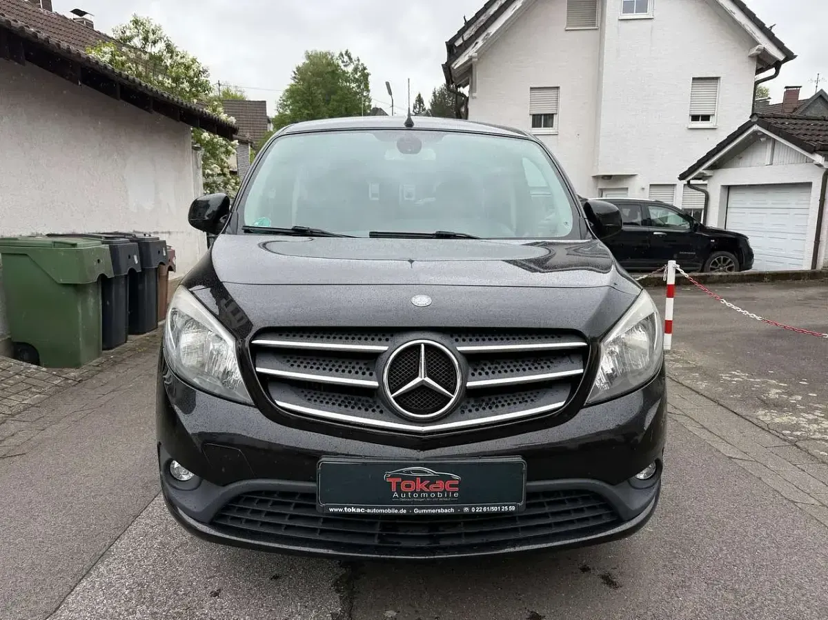 Gebraucht Mercedes Citan 111 Edition 110 PS (80 kW) 2016 Dravitschwarz metallic Van / Kleinbus