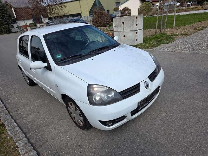 Gebraucht Renault Clio II Campus 75 PS (55 kW) 2009 Gletscherweiss Kleinwagen