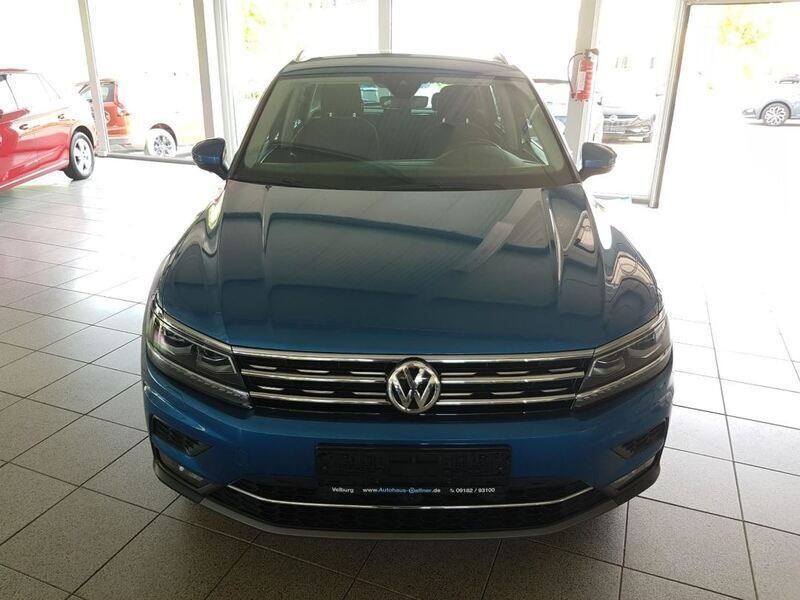 Gebraucht VW Tiguan Highline 179 PS (131 kW) 2018 Caribbean blue metallic SUV