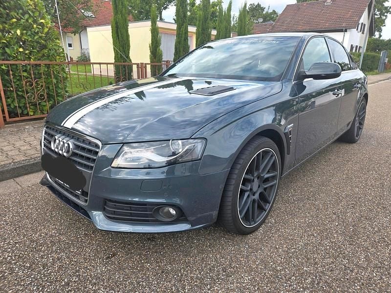 Grau Gebraucht 2009 Audi A4 Limousine | 5.999 € (Superpreis) - Bild 1/4