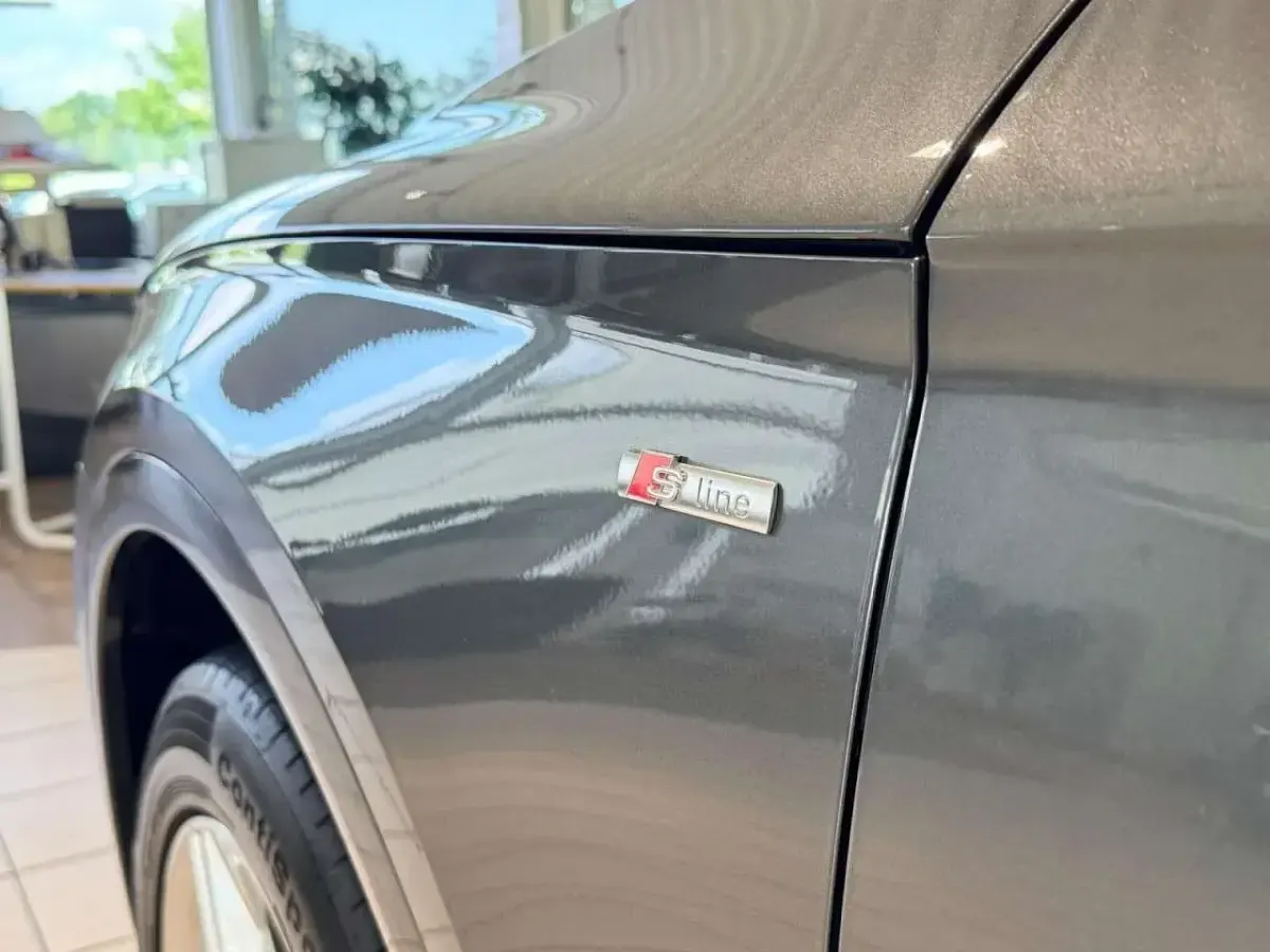 Gebraucht Audi Q5 S-Line 163 PS (119 kW) 2022 Daytonagrau perleffekt SUV