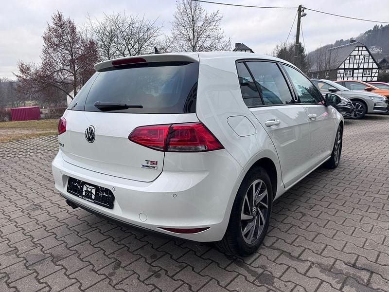 Gebraucht VW Golf VII Allstar 150 PS (110 kW) 2016 Weiß Limousine