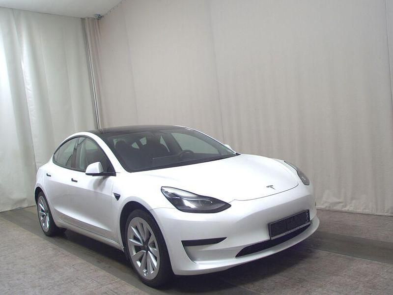 Gebraucht Tesla Model 3 RWD 235 kW (320 PS) 2022 Weiss Limousine