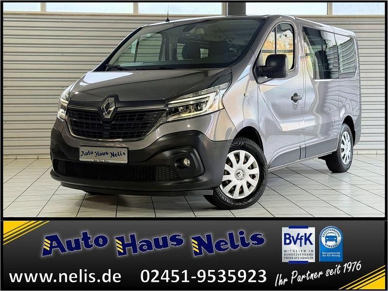 Gebraucht Renault Trafic Life 145 PS (106 kW) 2020 Grau Van / Kleinbus