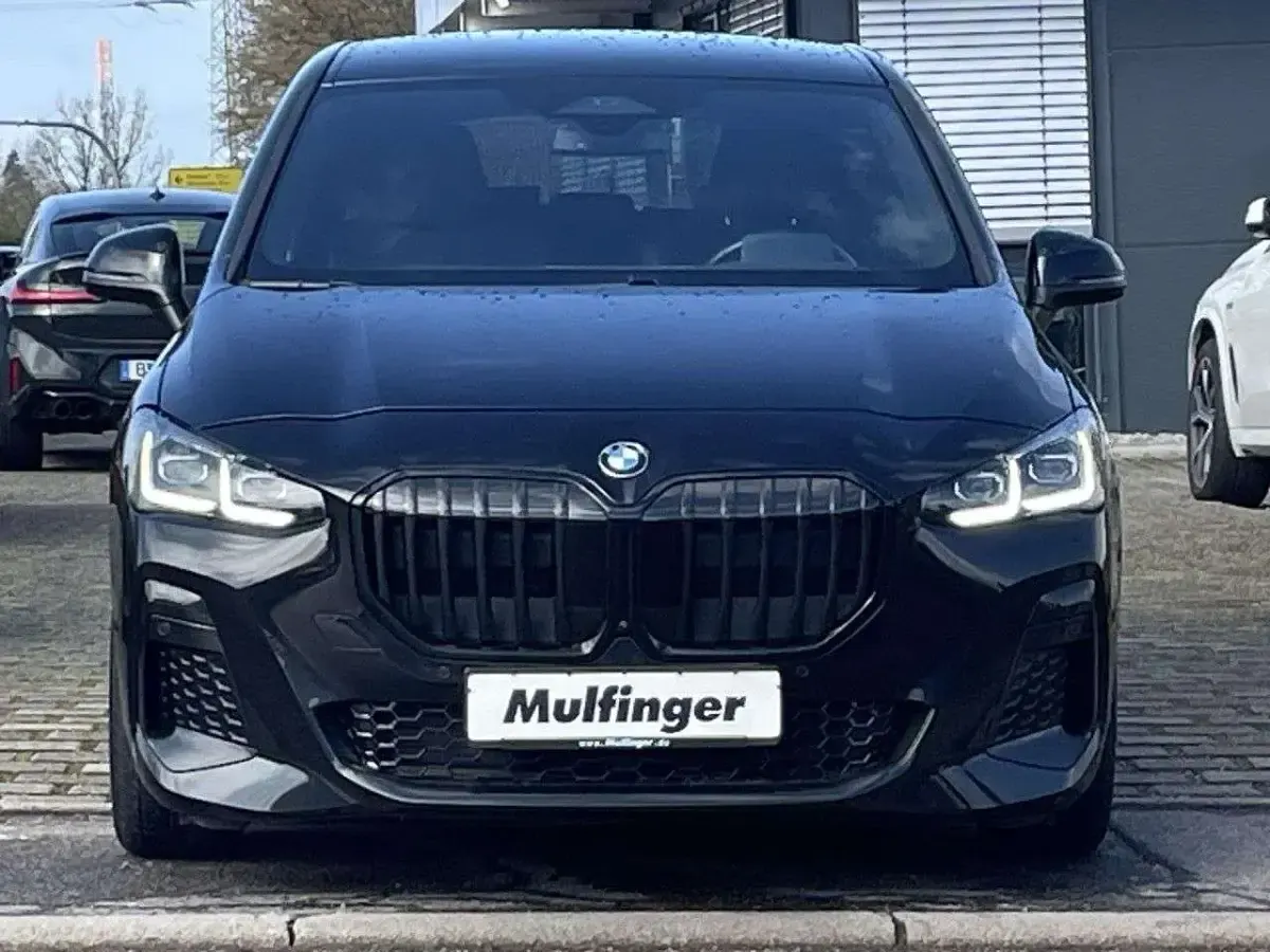Gebraucht BMW 218 M Sport 150 PS (110 kW) 2023 Schwarz Van / Kleinbus