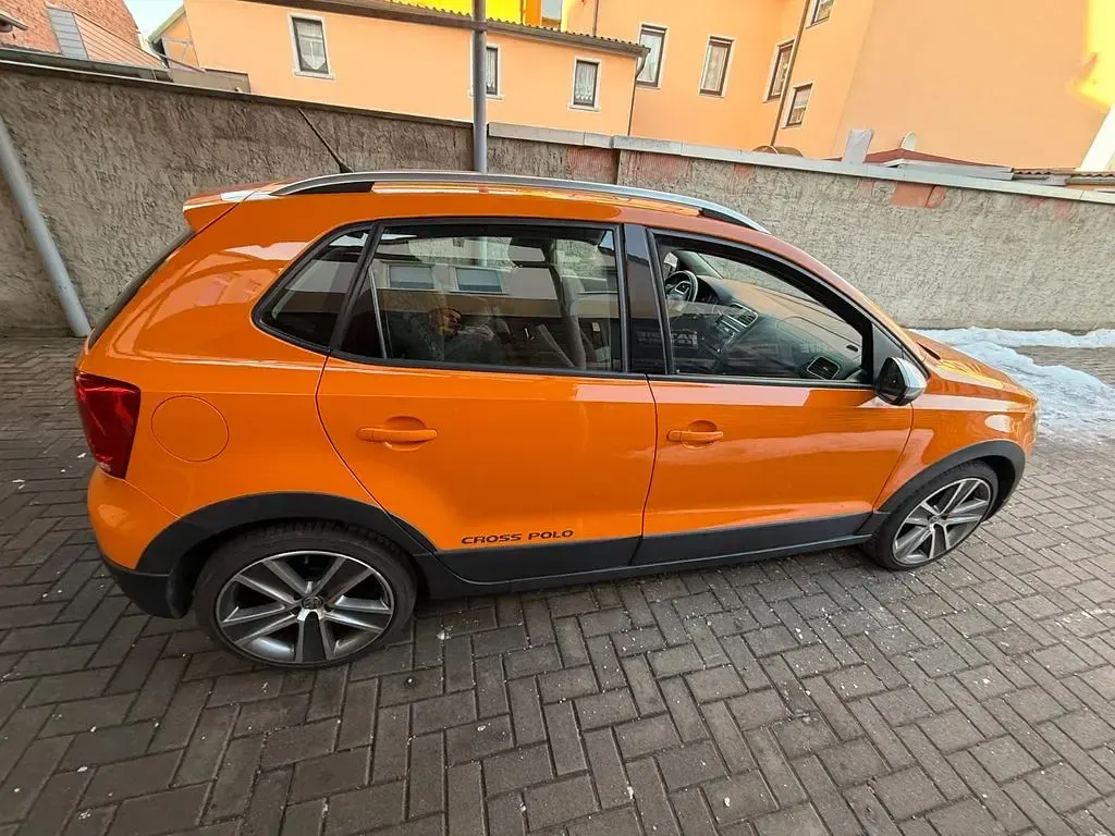 Gebraucht VW Polo Cross 86 PS (63 kW) 2010 Orange Kleinwagen