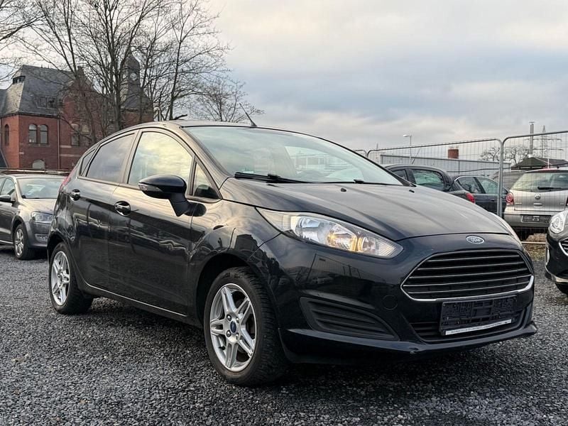 Schwarz Gebraucht 2013 Ford Fiesta Trend Kleinwagen | 3.500 € (Guter Preis) - Bild 1/4