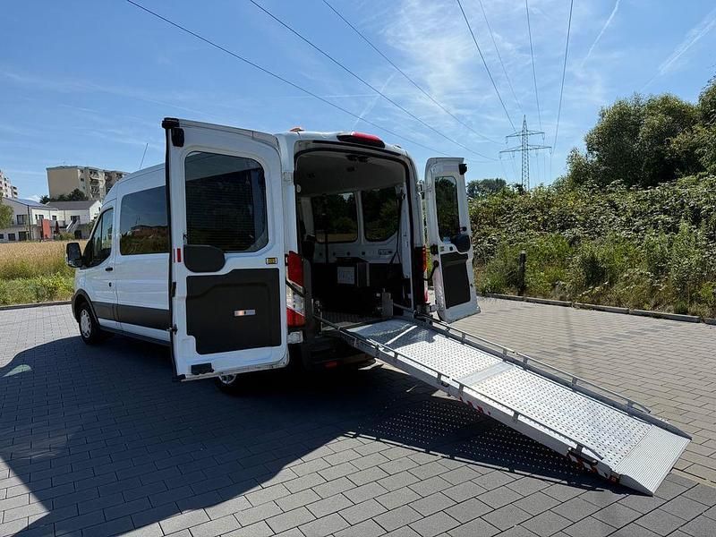 Gebraucht Ford Transit 131 PS (96 kW) 2019 Weiß Van / Kleinbus