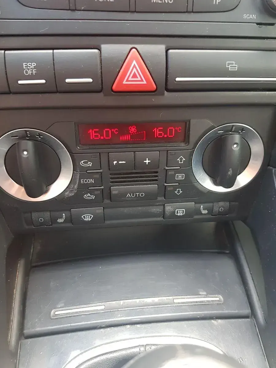 Gebraucht Audi A3 Ambiente 125 PS (91 kW) 2007 Grau Kleinwagen