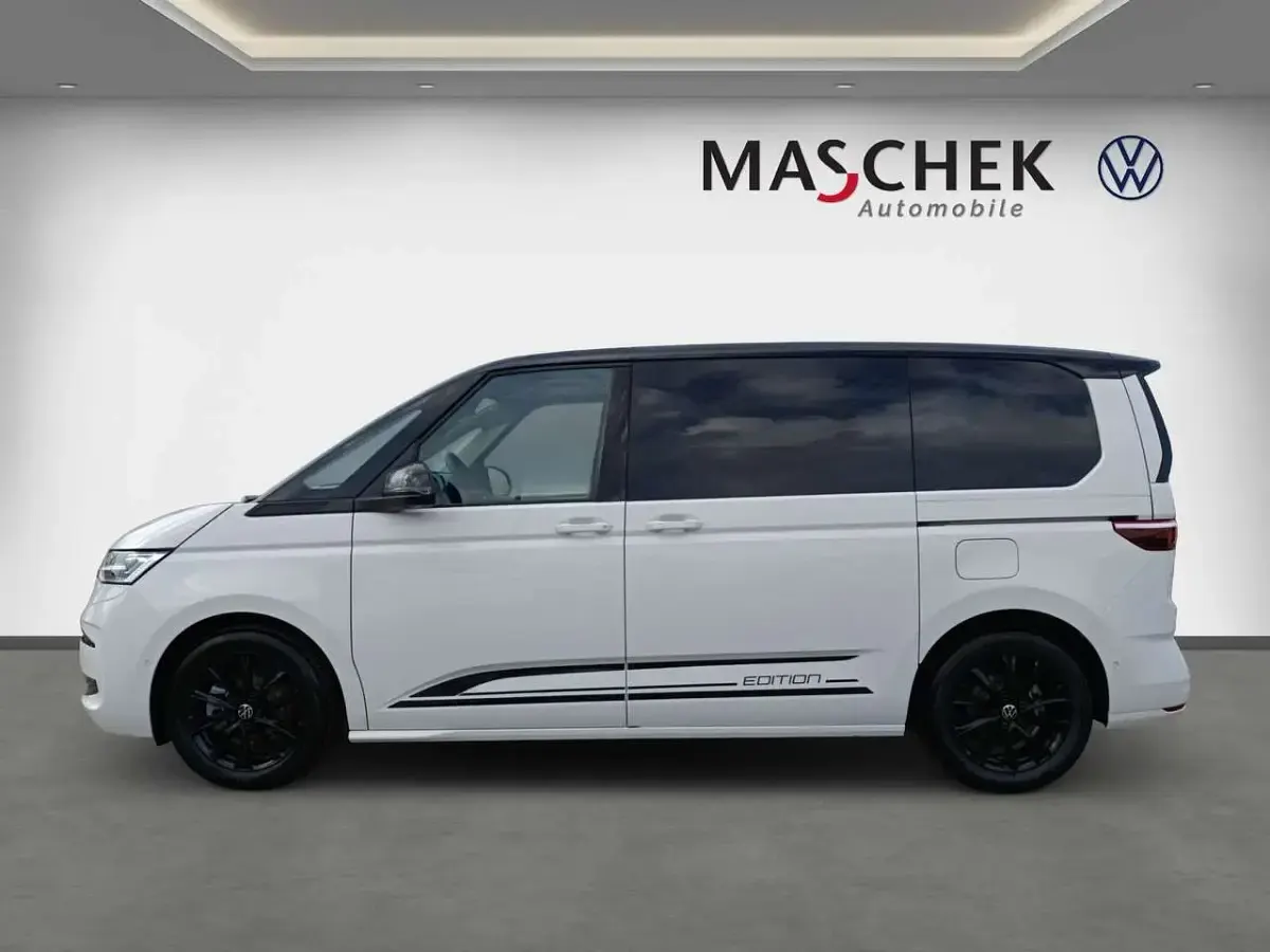 Neu VW Multivan 150 PS (110 kW) 2026 Candy weiss / deep black perle Van / Kleinbus