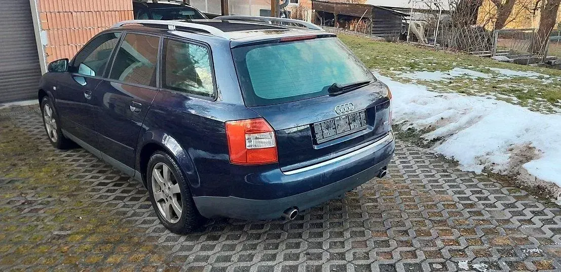 Gebraucht Audi A4 150 PS (110 kW) 2001 Blau Kombi