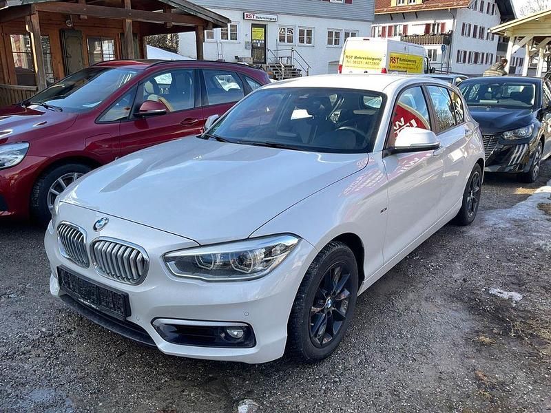 Gebraucht BMW 120 Urban Line 190 PS (139 kW) 2015 Weiß Kleinwagen