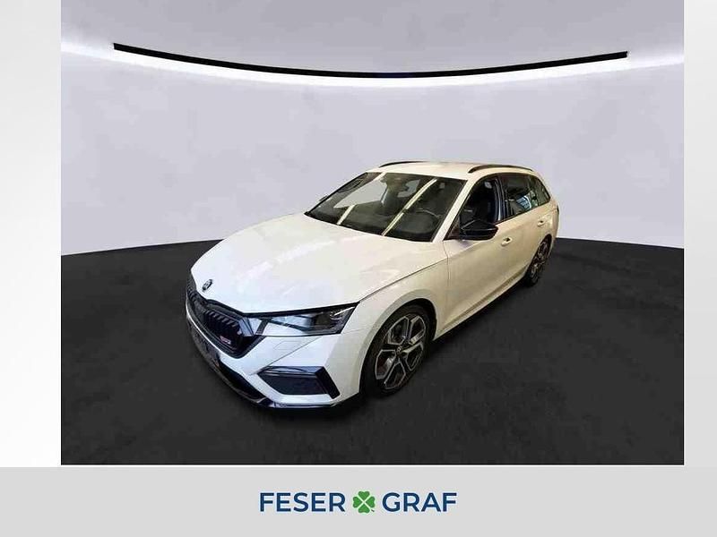 Weiß Gebraucht 2023 Skoda Octavia RS Kombi | 30.480 € (Fairer Preis) - Bild 1/3