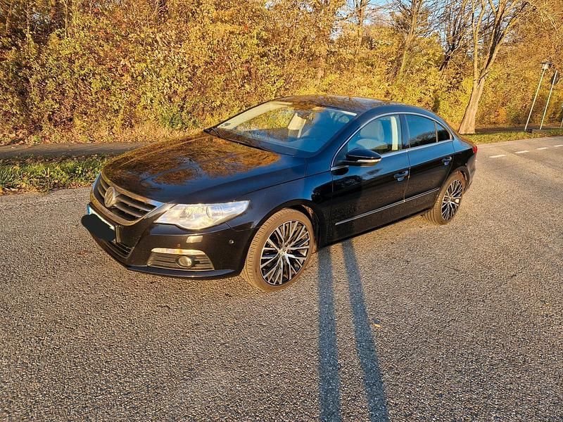 Gebraucht VW Passat 170 PS (125 kW) 2011 Schwarz Coupé