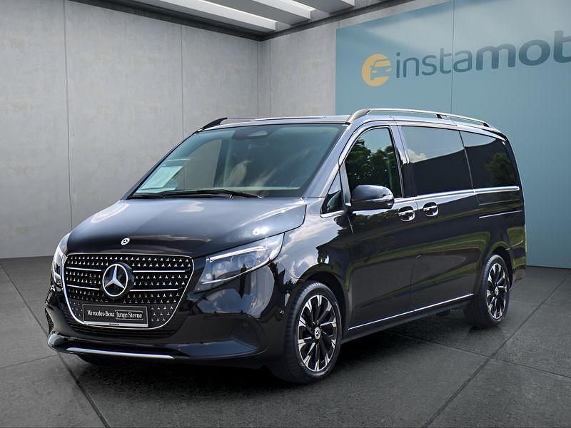 Schwarz Gebraucht 2024 Mercedes V300 Van / Kleinbus | 76.799 € (Teuer) - Bild 1/4