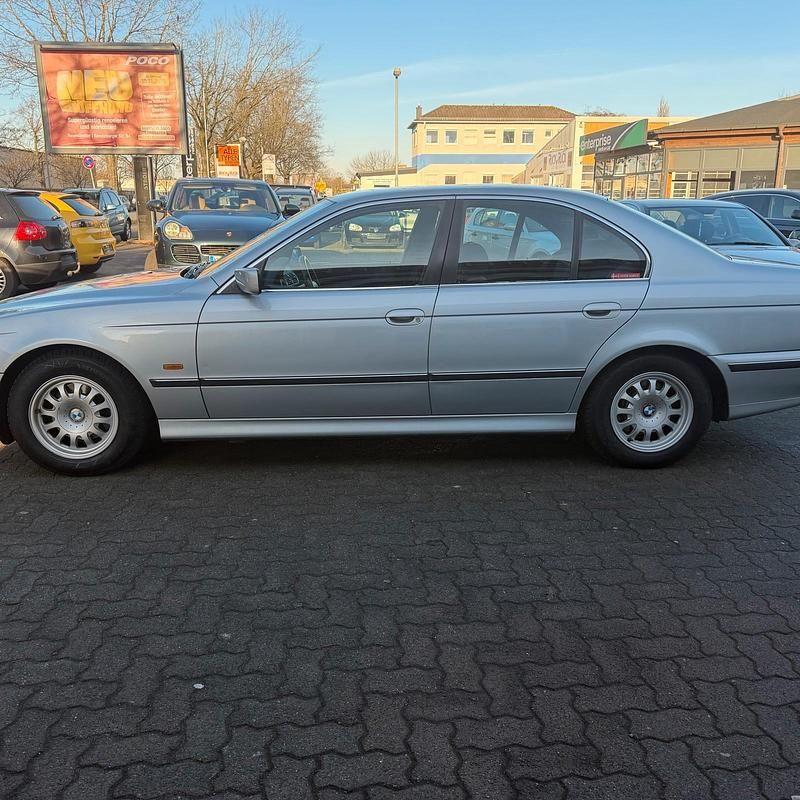 Gebraucht BMW 523 170 PS (125 kW) 1997 Limousine