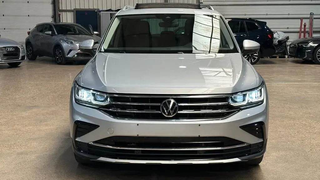 Gebraucht VW Tiguan Elegance 150 PS (110 kW) 2021 Silber SUV