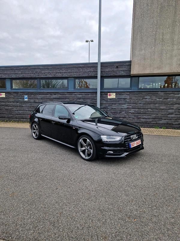 Gebraucht Audi A4 S-Line 177 PS (130 kW) 2013 Schwarz Kombi