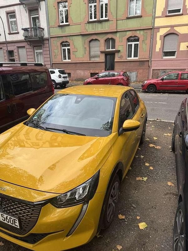 Gebraucht 2020 Peugeot e-208 Active Kleinwagen | 12.000 € (Guter Preis) - Bild 1/4