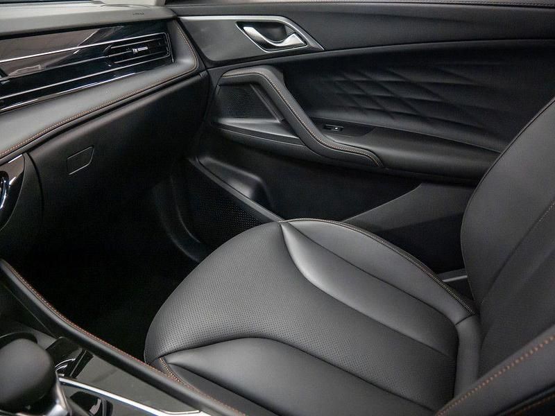 Neu MG HS Luxury 224 PS (164 kW) 2025 Weiß SUV