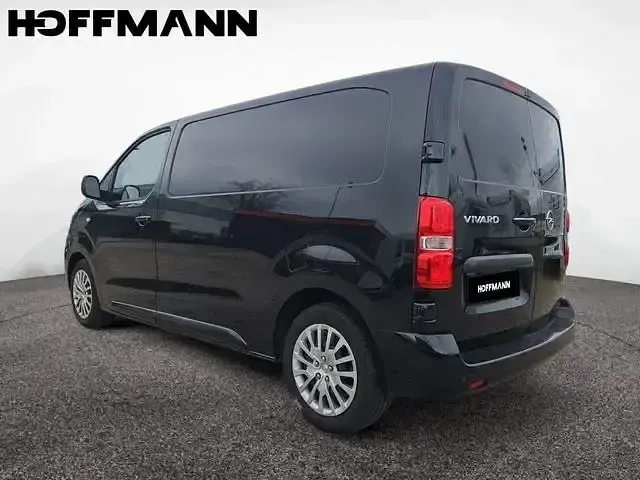 Gebraucht Opel Vivaro 150 PS (110 kW) 2023 Karbon schwarz metallic Van / Kleinbus