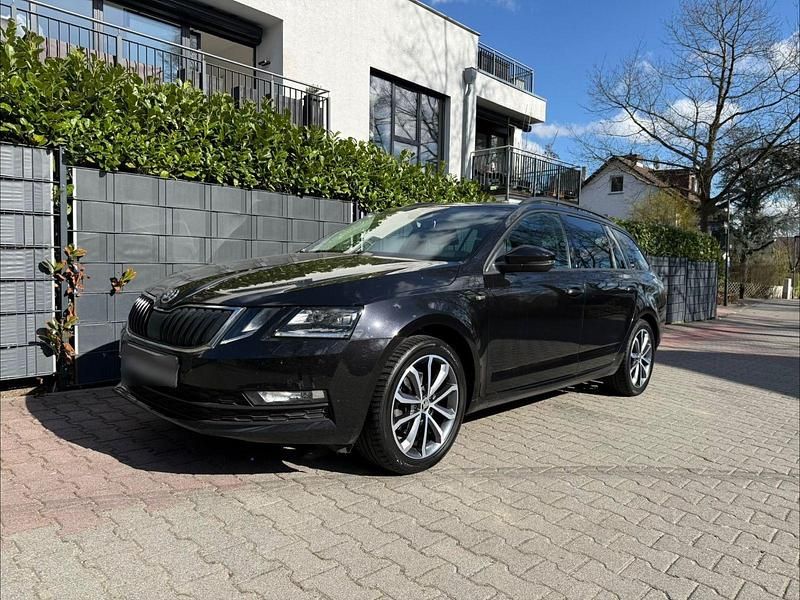 Gebraucht Skoda Octavia Soleil 150 PS (110 kW) 2019 Schwarz Kombi