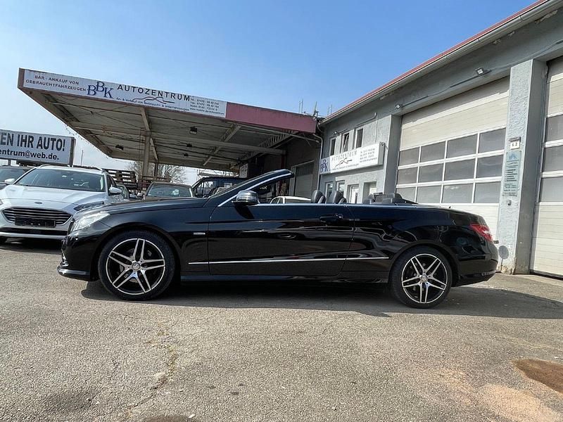 Gebraucht Mercedes E350 Avantgarde 265 PS (194 kW) 2012 Schwarz Cabrio