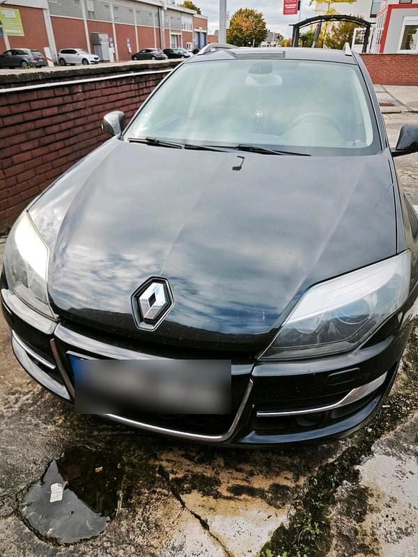 Schwarz Gebraucht 2011 Renault Laguna III Kombi | 3.850 € (Fairer Preis) - Bild 1/4