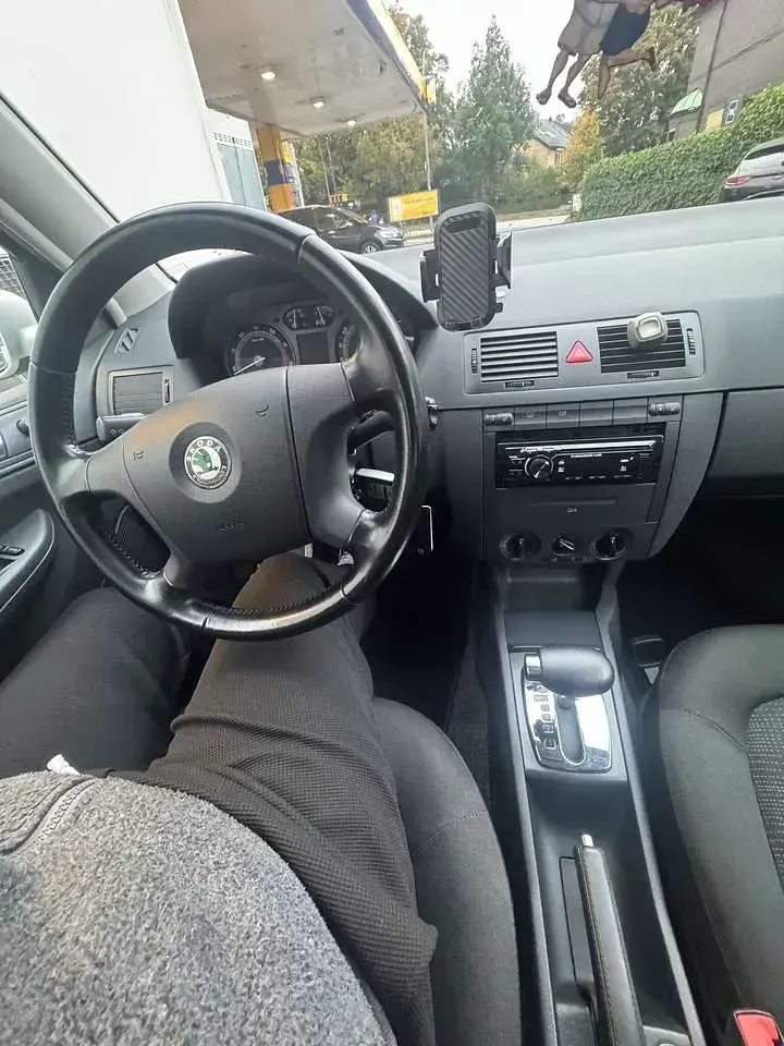 Gebraucht Skoda Fabia Comfort 75 PS (55 kW) 2003 Limousine