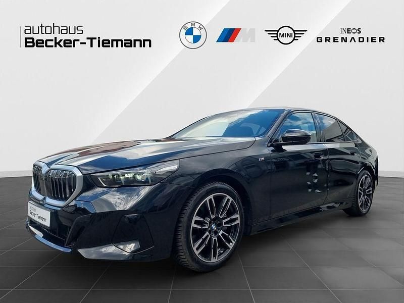 Schwarz Gebraucht 2024 BMW 540 Performance Limousine | 68.778 € - Bild 1/4