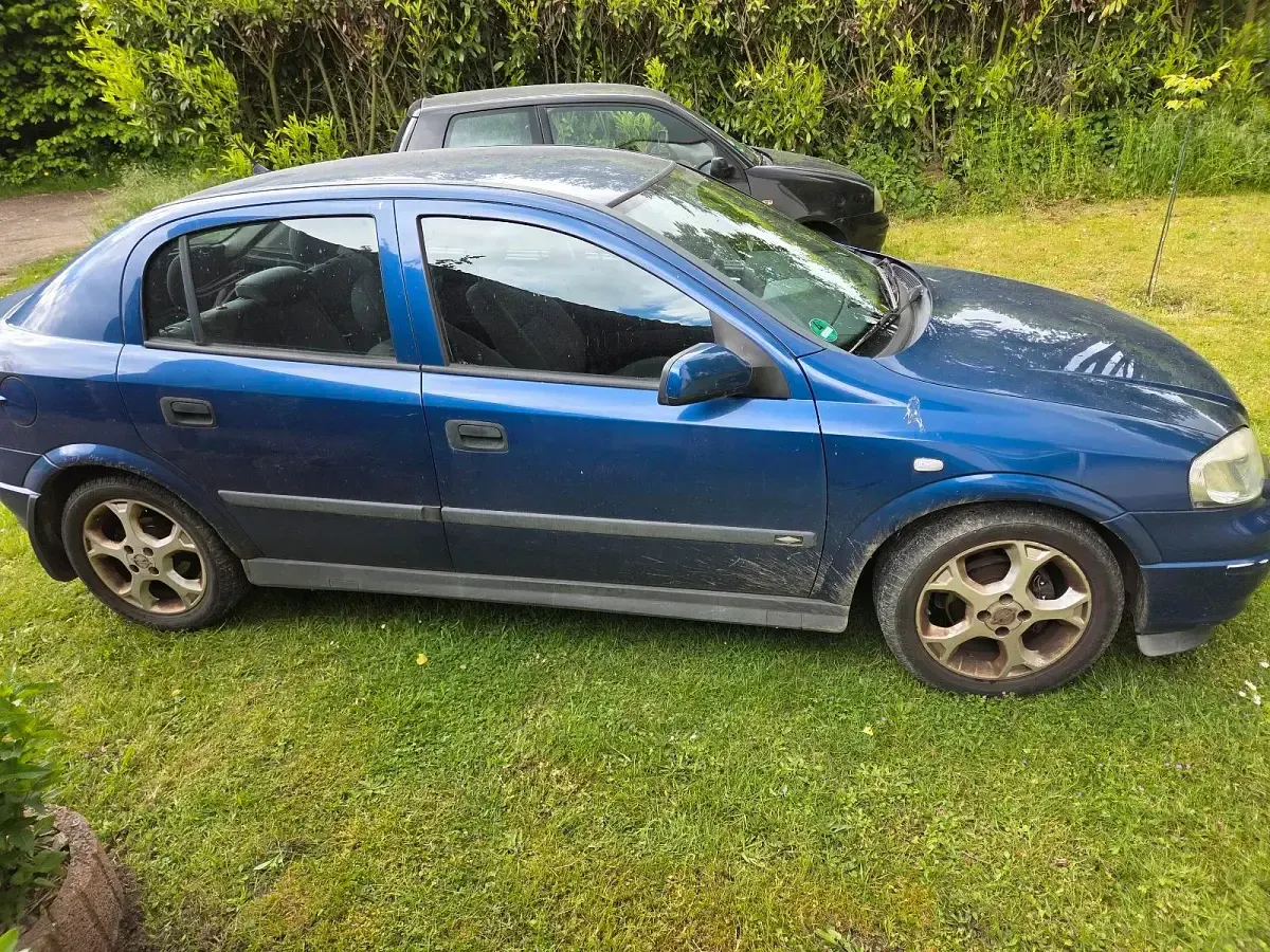 Occasion Opel Astra 101 ch (74 kW) 2002 Bleue Berline