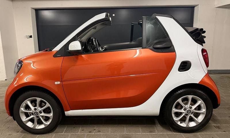 Gebraucht Smart ForTwo Cabrio 71 PS (52 kW) 2017 Orange Cabrio