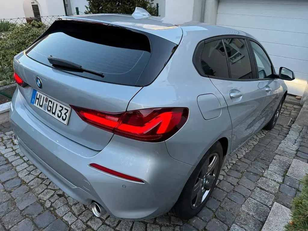 Gebraucht BMW 118 Shadowline 150 PS (110 kW) 2021 Silber Limousine