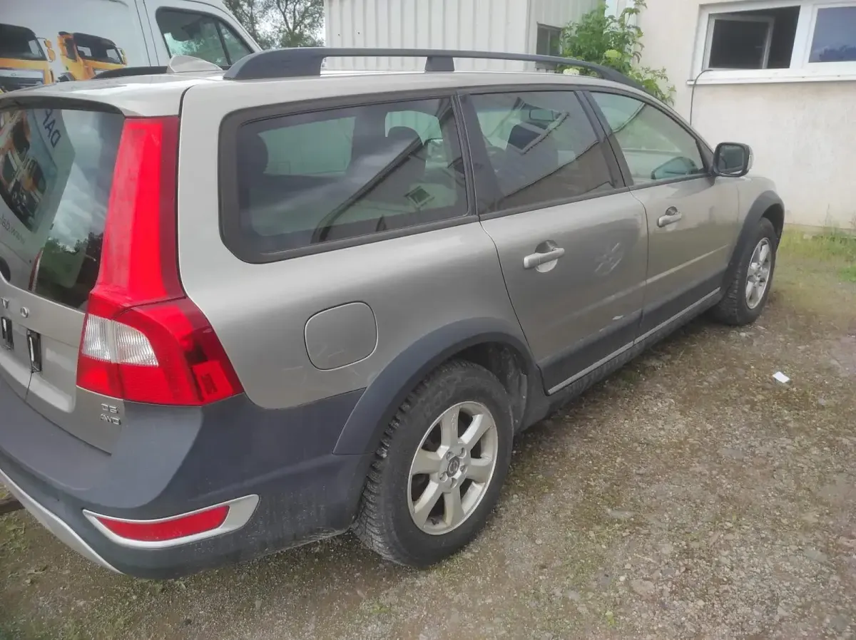 Gebraucht Volvo XC70 185 PS (136 kW) 2008 Braun Kombi