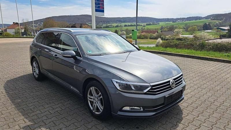 Grau Gebraucht 2015 VW Passat Alltrack Kombi | 10.000 € (Superpreis) - Bild 1/4